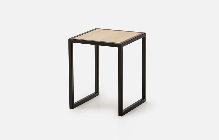 Hunting-For-George-Oliver-SideTable-Black-02