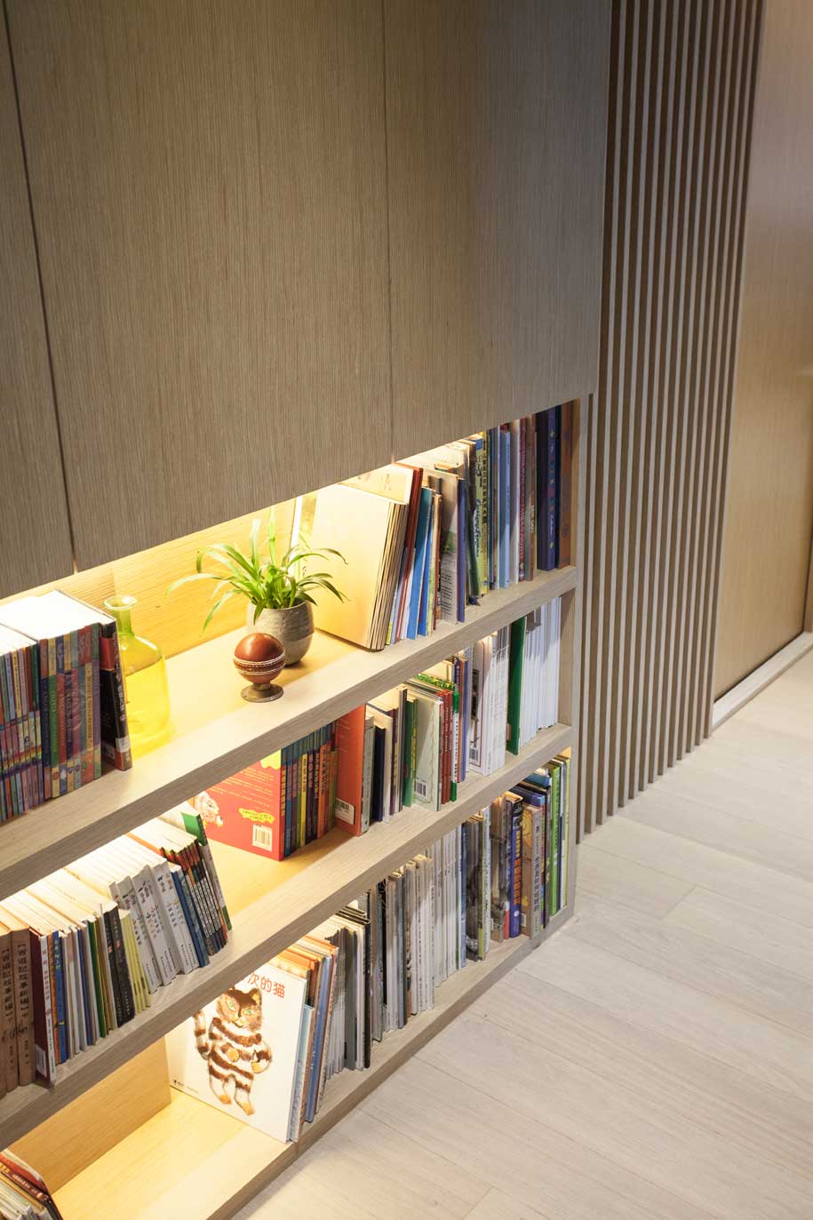 Wall Design Studio's Library House | Habitus Living