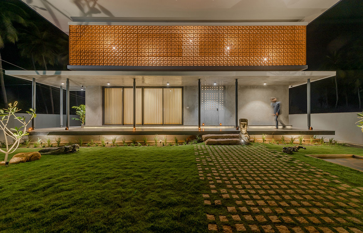 House in a Grove by STO.M.P (India) cc Prithvi M. Samy | Habitus Living House of the Year 2019