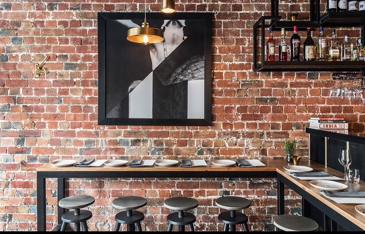 ISH Restaurant Melbourne Annu Bain CC Rhiannon Taylor bar seating and contemporary art work 