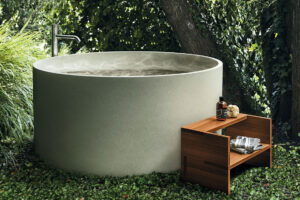 Agape Indoor/Outdoor In-Out Bath