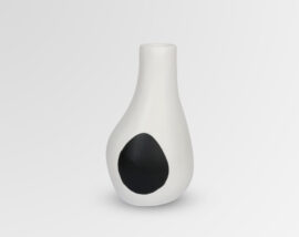 MEDIUM RESIN LIQUID VASE – BLACK DOT ON CHALK