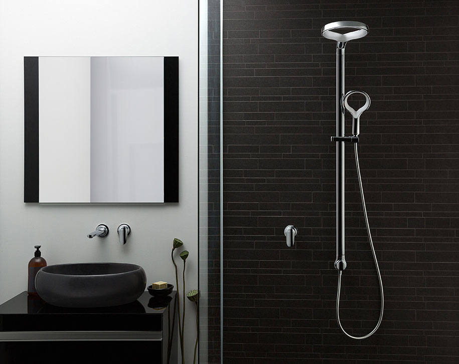 Methven-Aio-Shower-System-White-Insitu