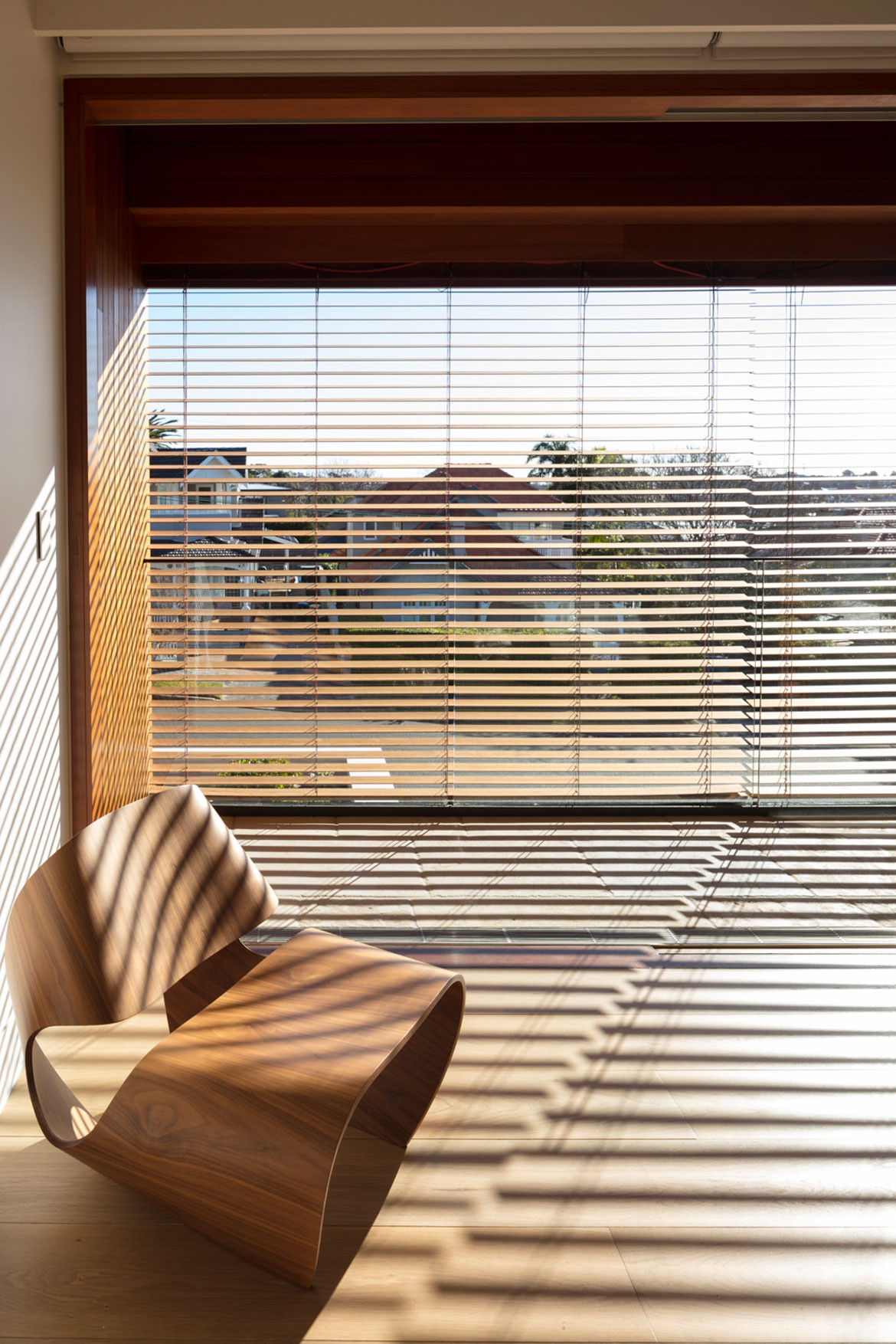 Mosman House Daniel Boddam Architects cc Brett Boardman light