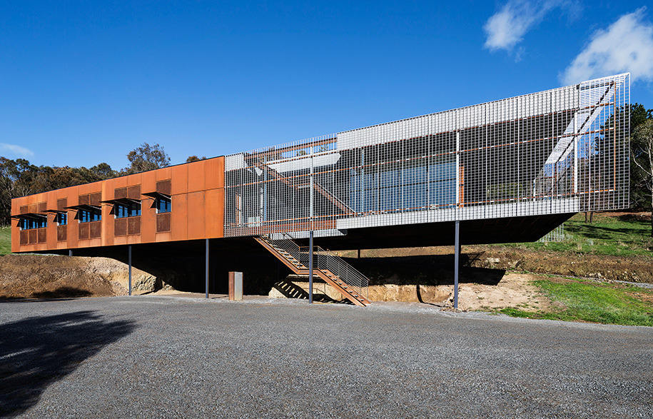 Mt Macedon Field Office Architecture