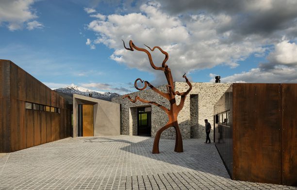 Arrowtown House (New Zealand) by RTA Studio cc Patrick Reynolds | Habitus Living House of the Year 2019