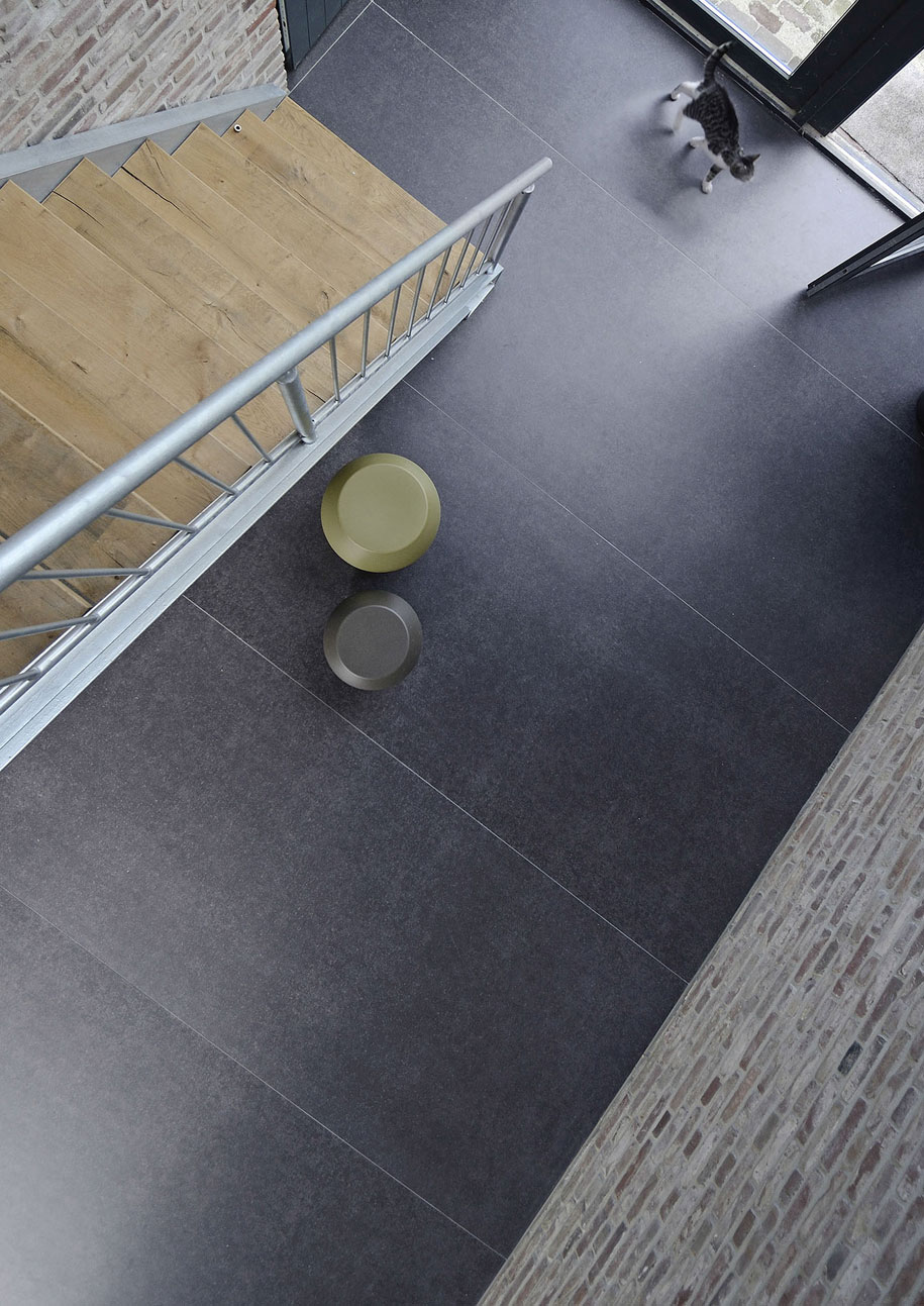 Neolith_Belgian_Blue_floor