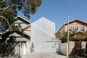 A House to Reflect Its Owners