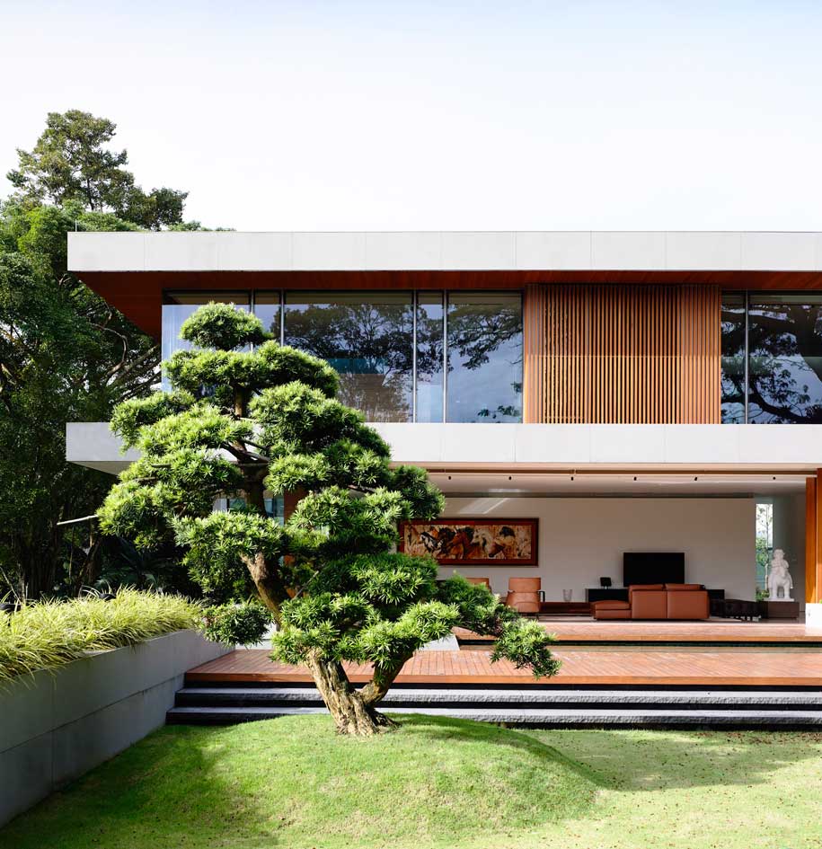 Contemporary House Design in Minimalist Zen Style Harmonized with