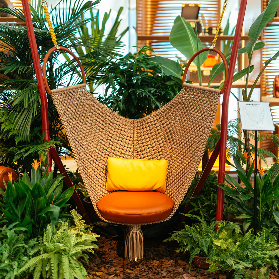 objets nomades swing chair