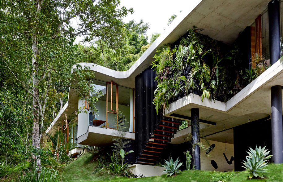 PlanchonellaHouse_1