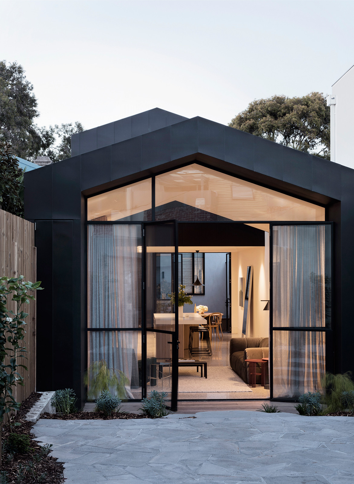 Port Melbourne House Pandolfini Architects CC Rory Gardiner entrance