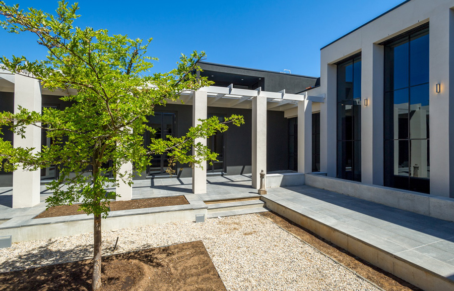 David Roche Foundation House Museum - Habitus Living