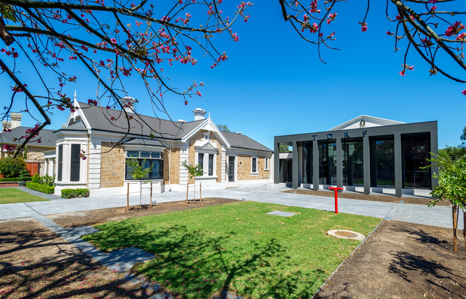 David Roche Foundation House Museum - Habitus Living