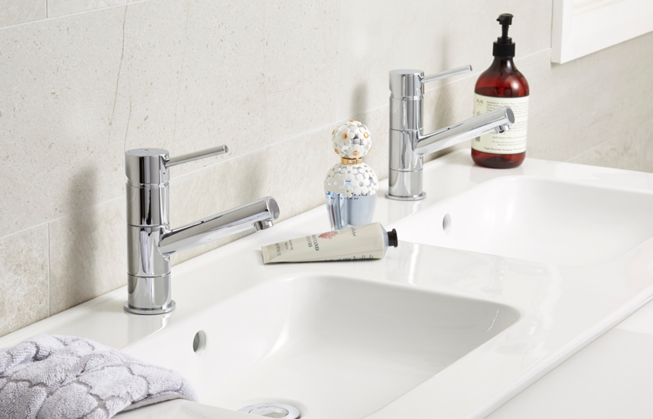 Raymor-Projix-Basin-Mixer-and-Wentworth