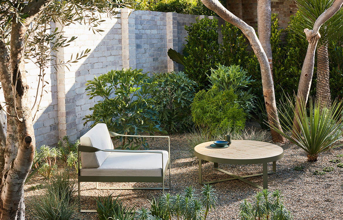 Ribbon Range Robert Plumb David Harrison CC Prue Roscoe CC Craig Wall armchair outdoor