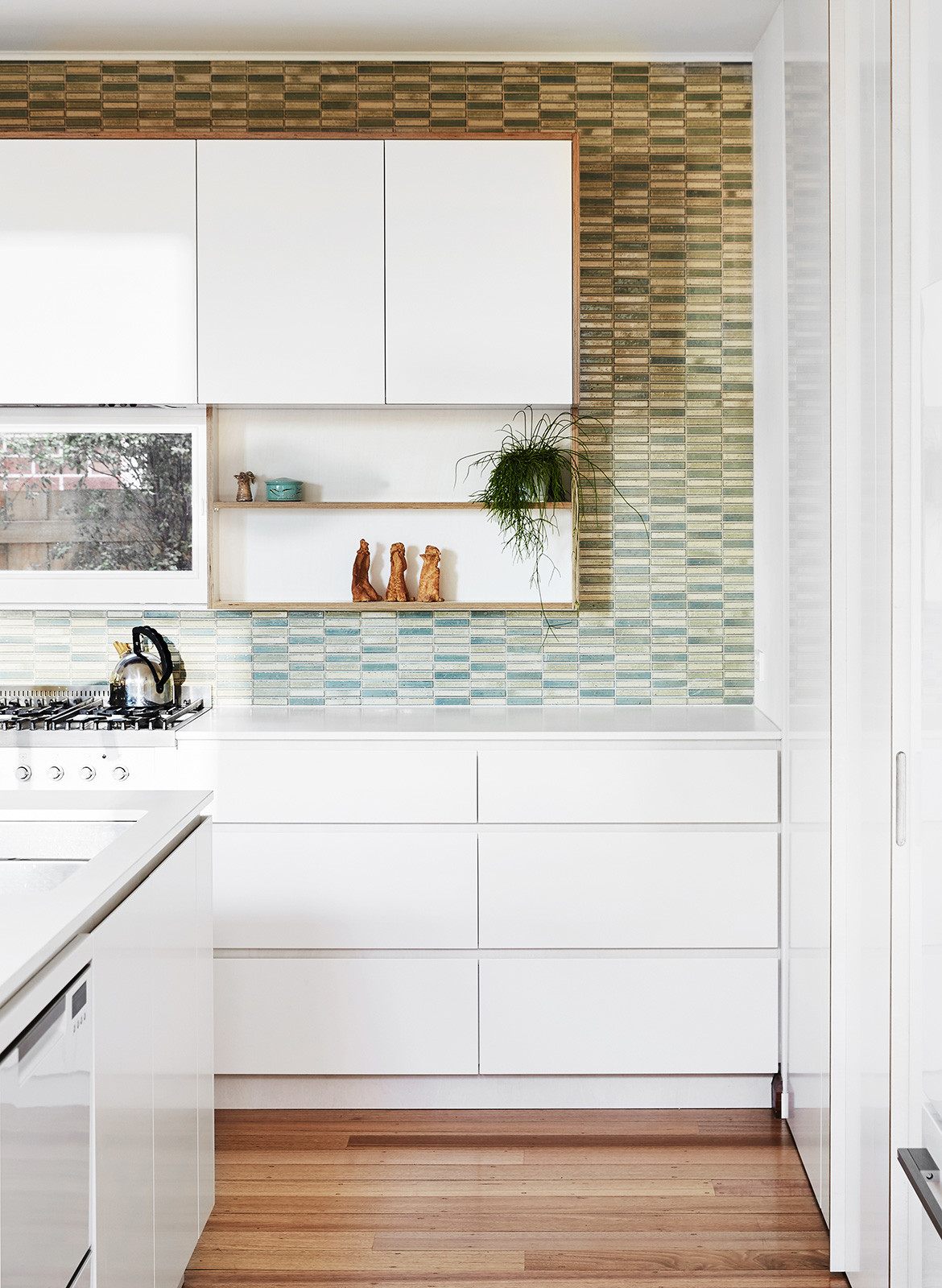 Ruby Residence Foomann CC Willem-Dirkdu Toit kitchen splashback tiles