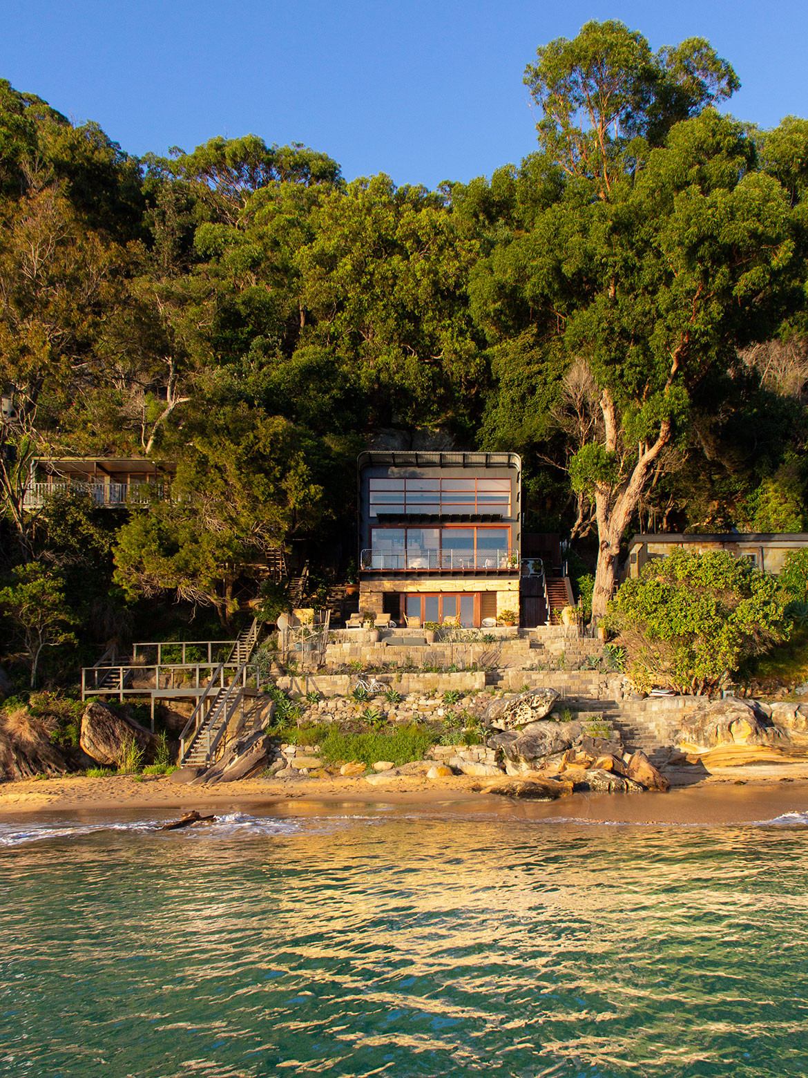 Hart House (Sydney) by Casey Brown Architecture cc Rhys Holland | Habitus House of the year 2019