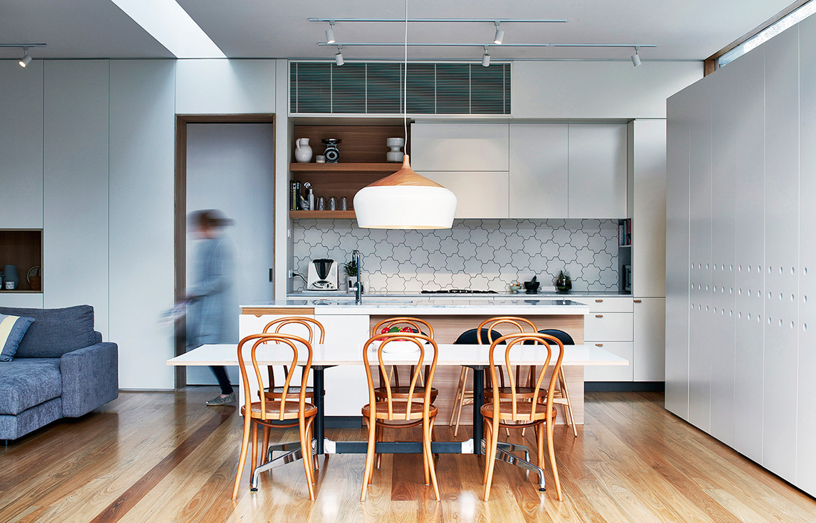 Screen House WARC Studio CC Adam Pocock kitchen splashback and dining table