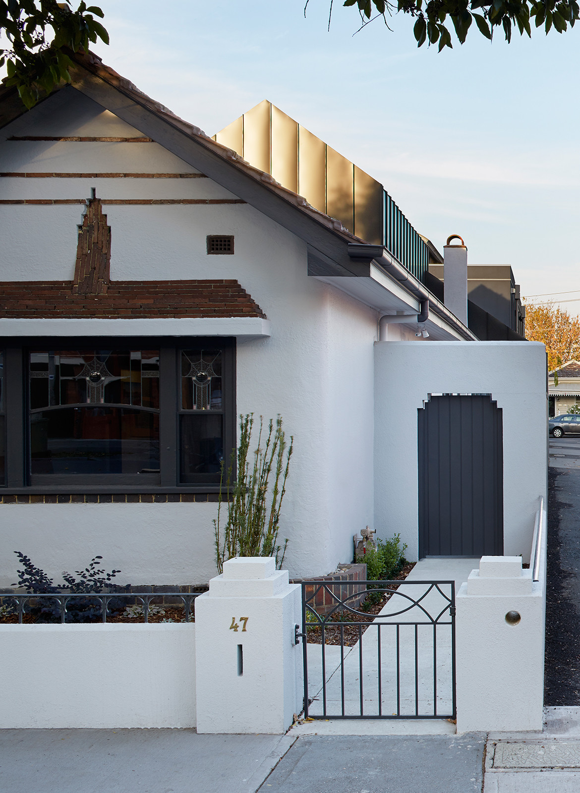 Shadow House Nic Owen Architects CC Christine Francis exterior door