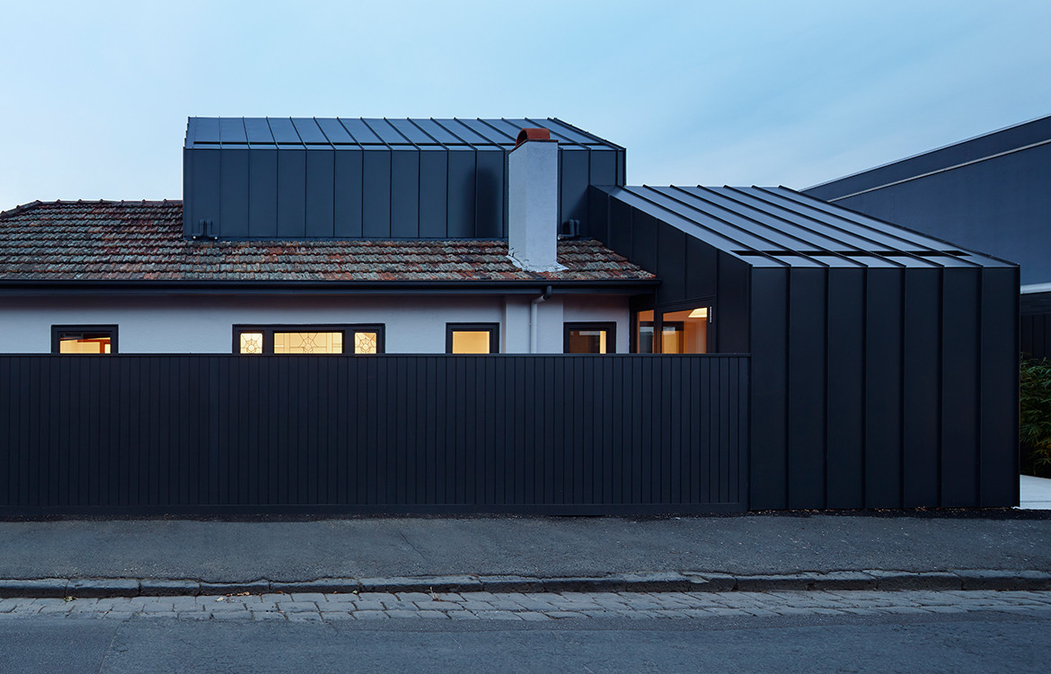 Shadow House Nic Owen Architects CC Christine Francis street