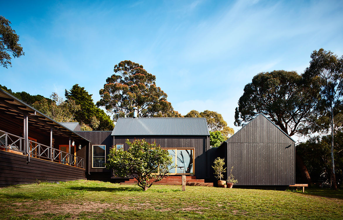 A 1920s Cottage Gets A Bryant Alsop Makeover | exterior