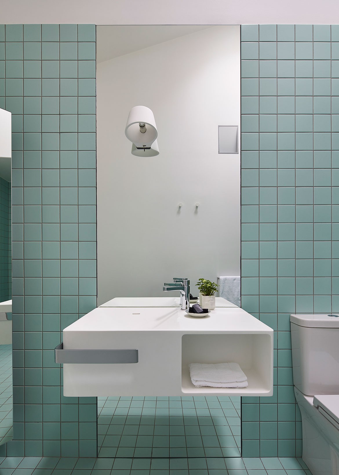 Sonelo Design Theresa St Residence bathroom_V3
