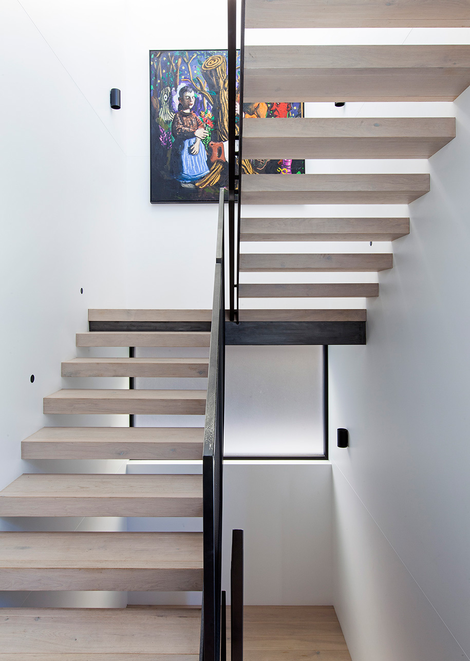 Tamarama House Porebski Architects staircase