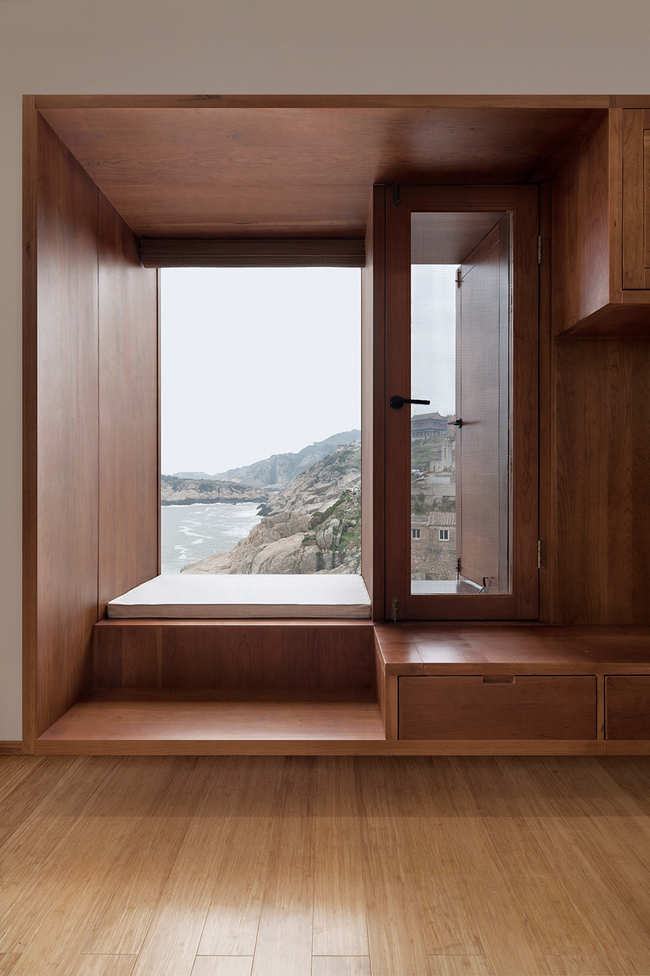 Vector Architects Captains House window