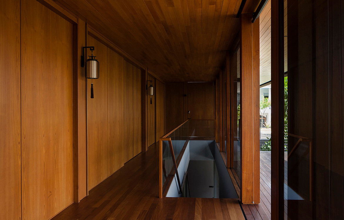 Verandah House Formwerkz Architects cc Fabian Ong timber panelling