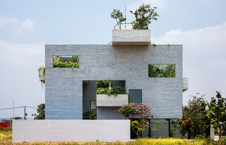 Vo Trong Nghia Binh House Streetscape