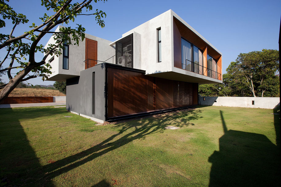 W House IDIN Architects Habitus Living