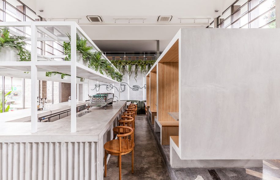 X+O Bring Brutalist Interior Architecture To A Café In Ubud | Habitus ...