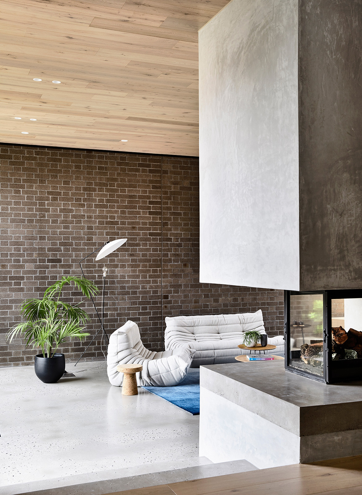 York Street Jackson Clements Burrows Architects CC Derek Swalwell fireplace and sunken lounge