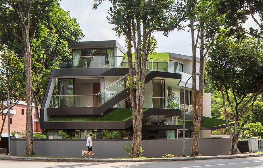 House with a Spiralling Garden