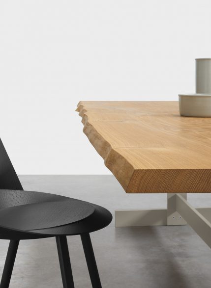 e15 Living Edge Philipp Mainzer kazimir table edge raw oak