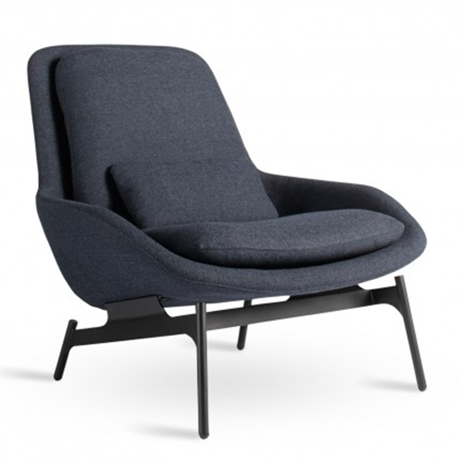 field-lounge-chair-3-4_nv_field-lounge-chair-edwards-navy