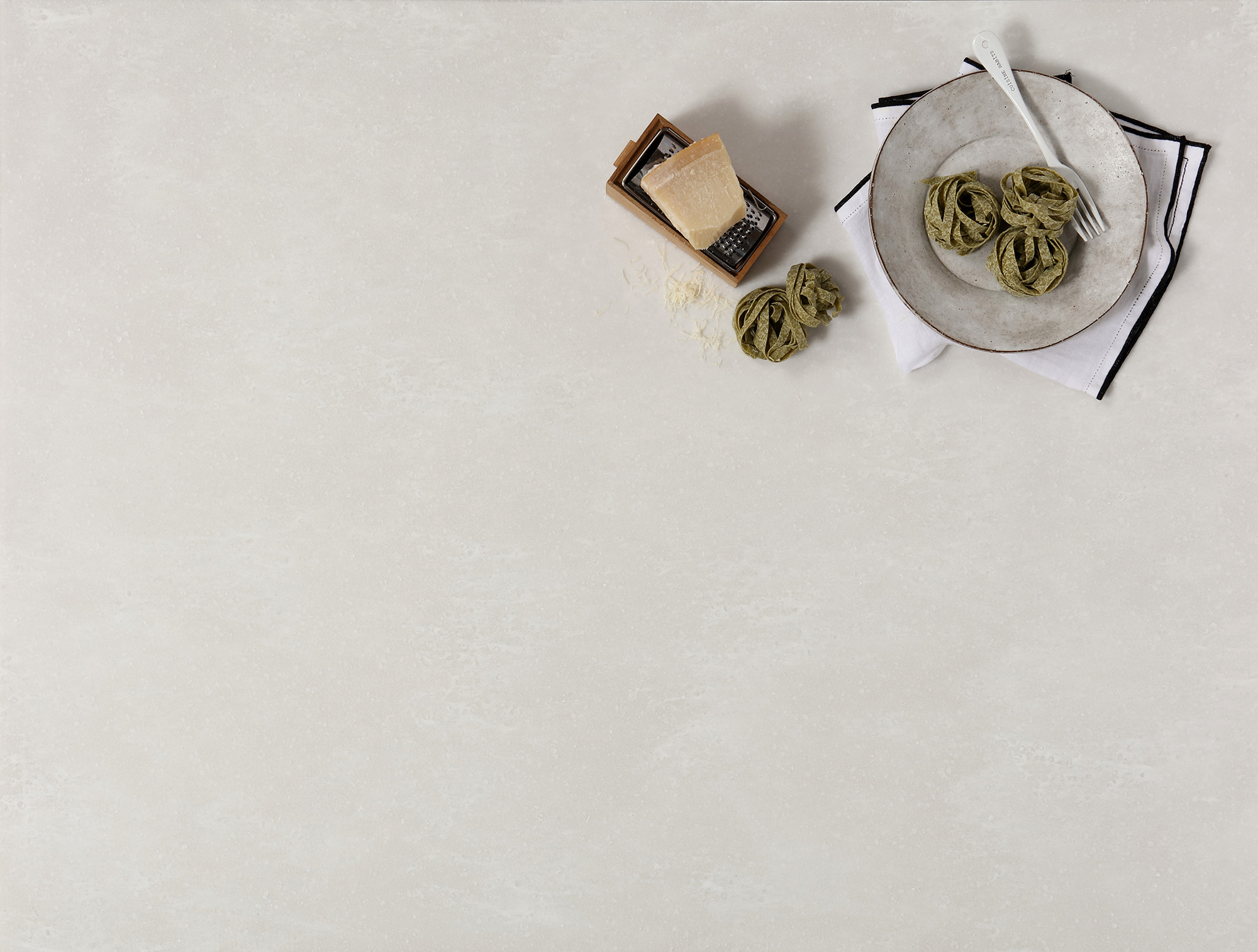 Austaron Surfaces