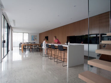 Hayes Road House becomes a Machine for Organising Space