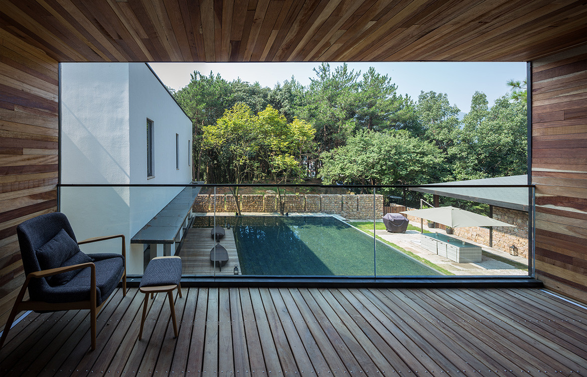 Jingshan Hotel Photography by SHIROMIO Studio Balcony