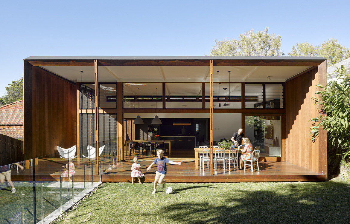 Daniel Hudson of Jackson Teece drastically reconfigured the plans of his own inner-city Brisbane home in order to create the considered and site-responsive north facing house it is today.