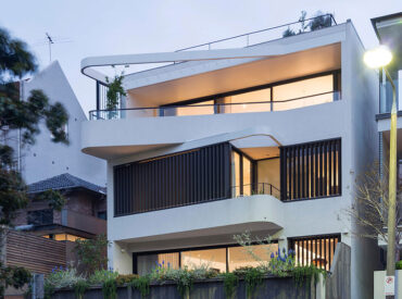Duplex and the City