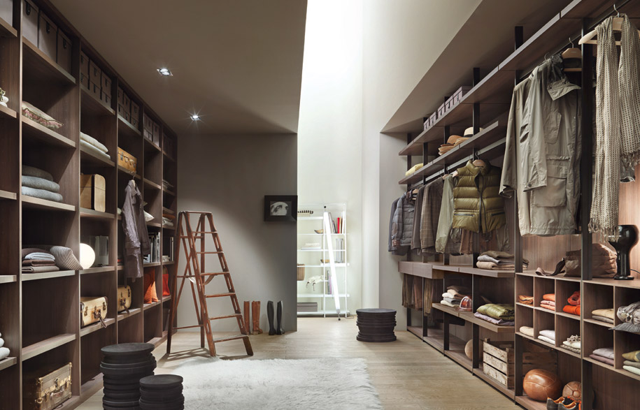 Hanger by Lema – Walk in Wardrobe System