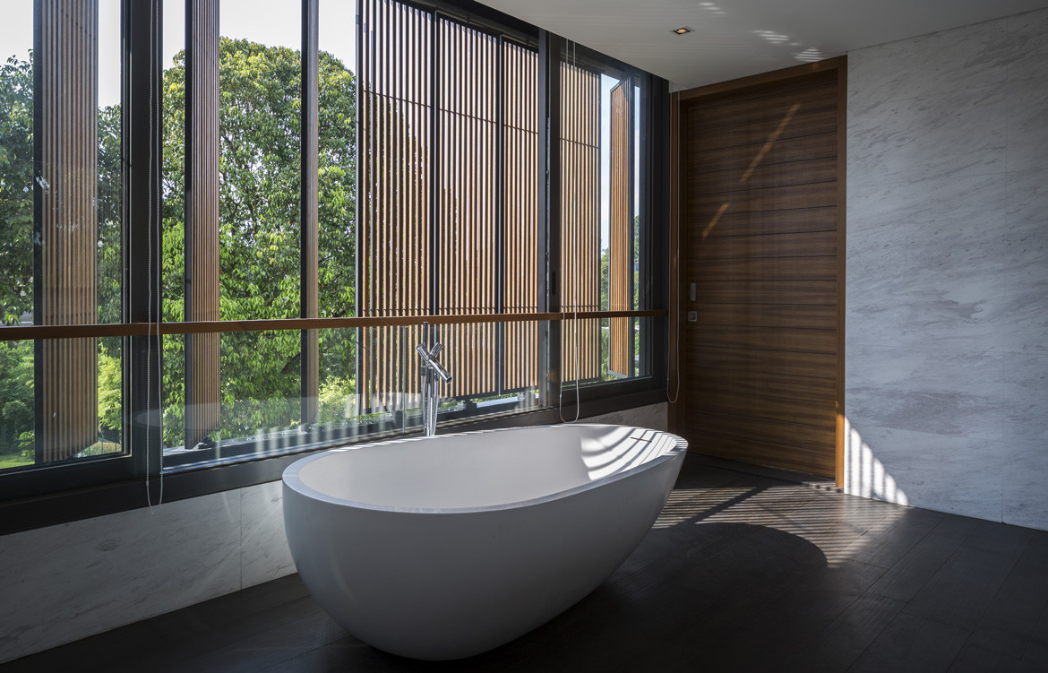 See Through House Photography by Marc Tey Bathroom view