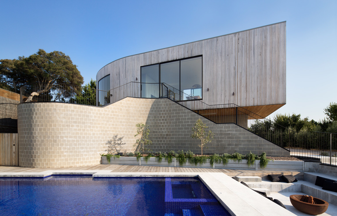 Sorrento House Cera Stribley Architects Photography by Emily Bartlett Swimming pool